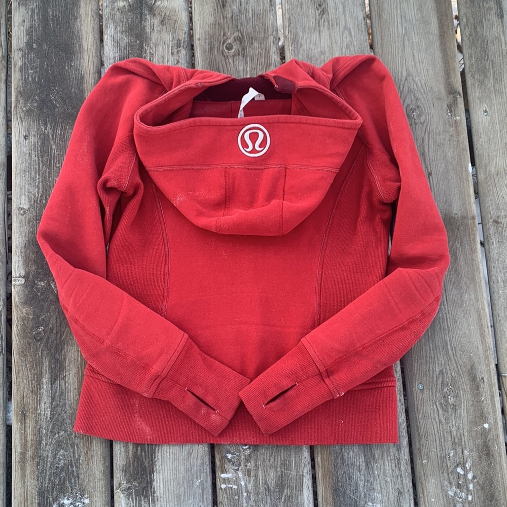 Lululemon Scuba Hoodie - Picture 7 of 8